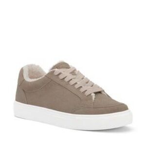 Birdies Cardinal Sneaker in Dune